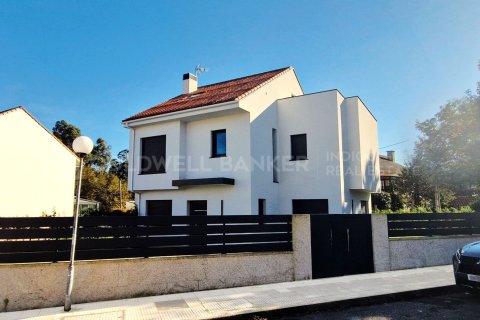 House in Baiona, Pontevedra, Spanien 4 Schlafzimmer, 237 m2 Nr. 159938