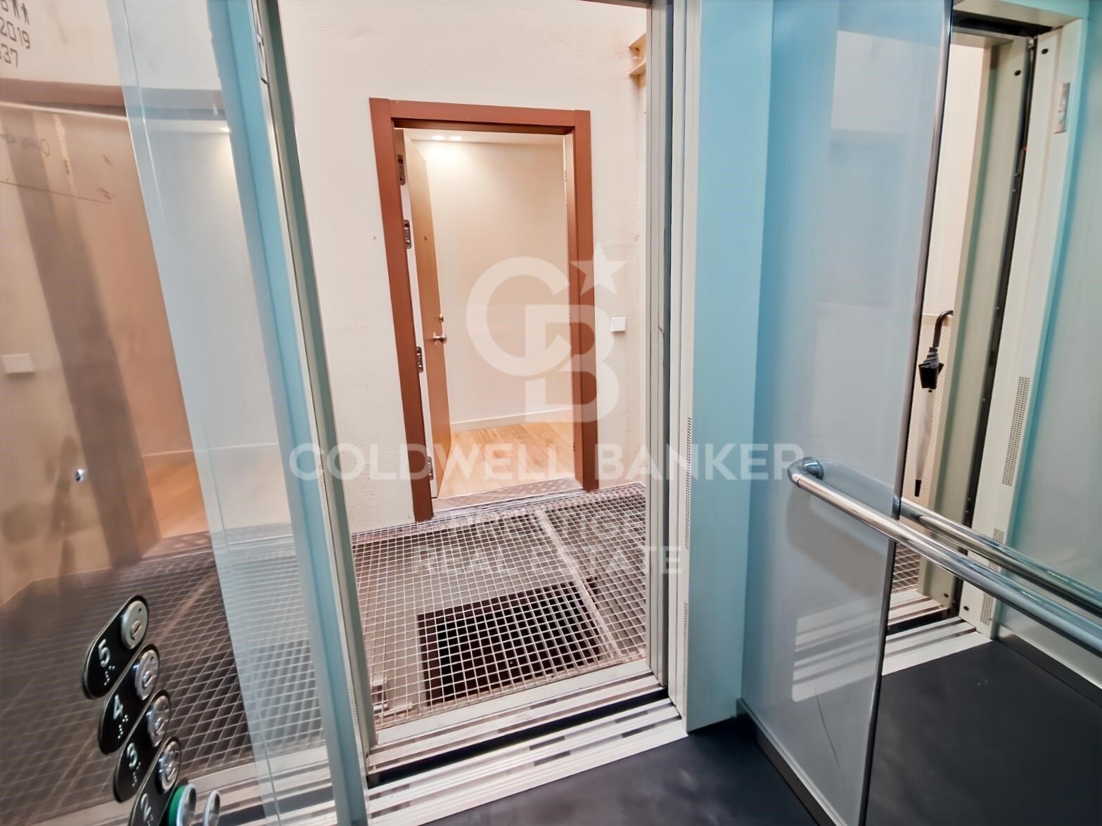 Penthauss Barcelona, Spānijā 2 istabas, 100 m2 Nr. 159939