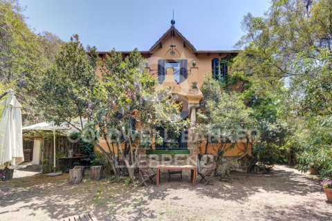 Casa a Barcelona, Spagna 5 camere da letto, 176 mq. N° 179190