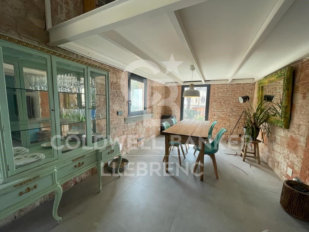 Duplex in Barcelona, Spain 3 bedrooms, 125 sq.m. No. 179189
