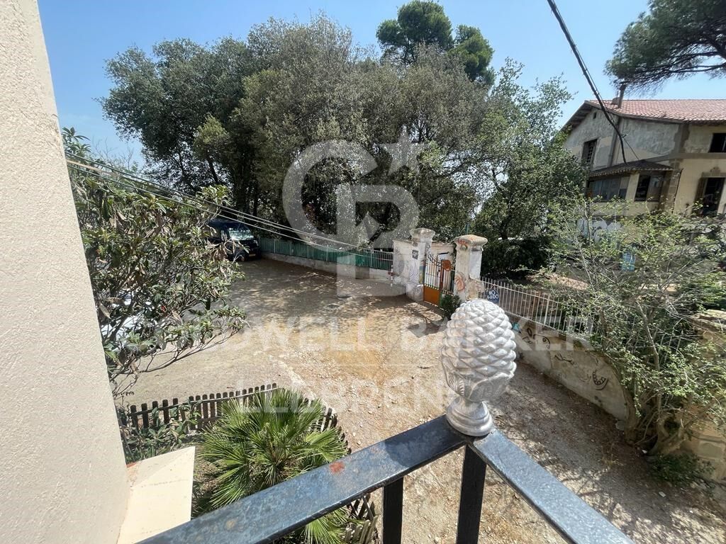 Duplex in Barcelona, Spain 3 bedrooms, 125 sq.m. No. 179189