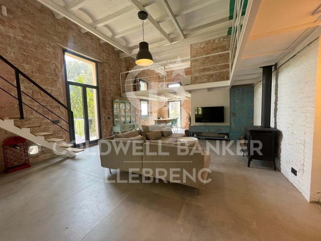 Duplex in Barcelona, Spain 3 bedrooms, 125 sq.m. No. 179189
