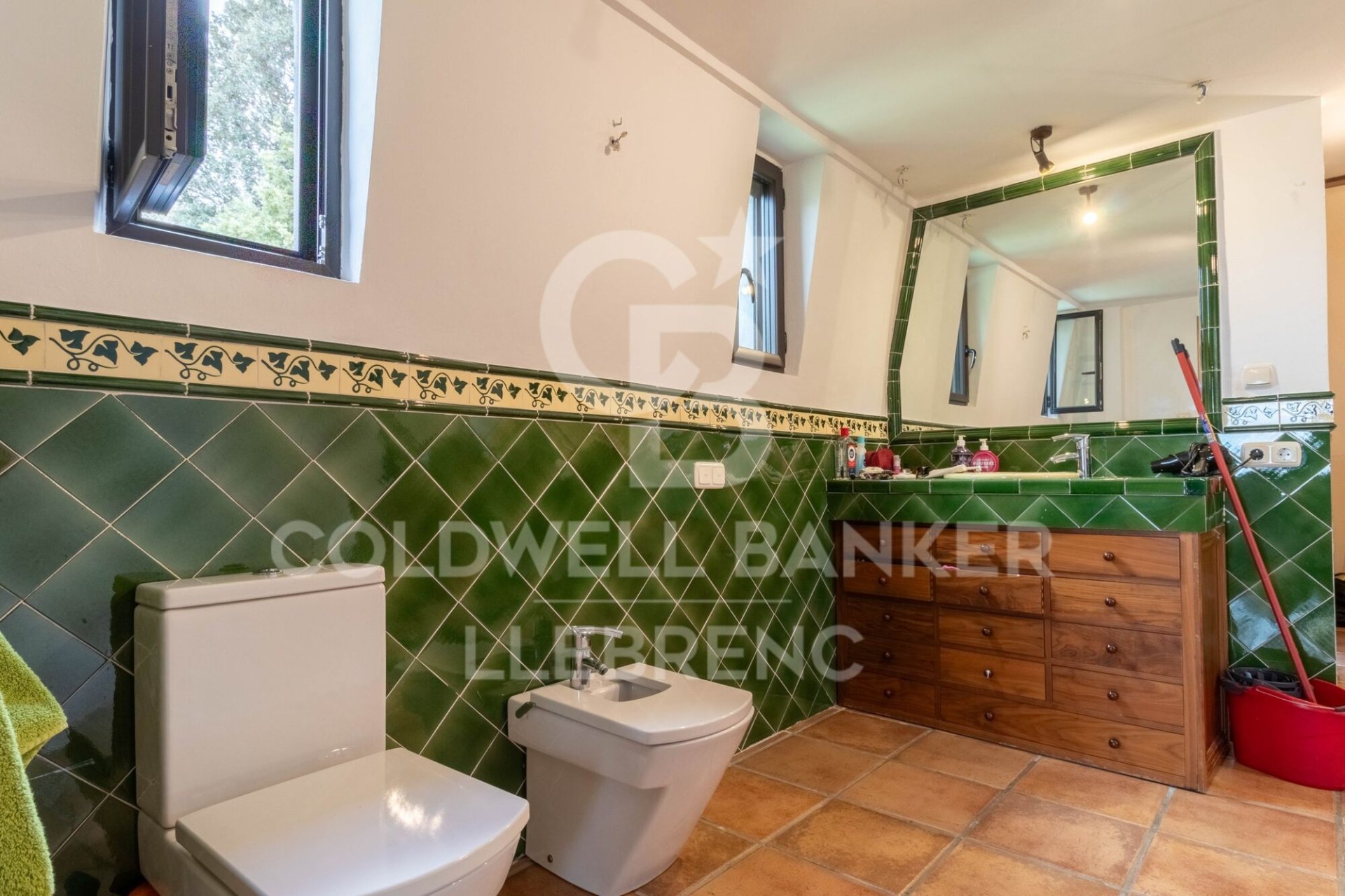 House in Barcelona, Spain 6 bedrooms, 380 sq.m. No. 160431