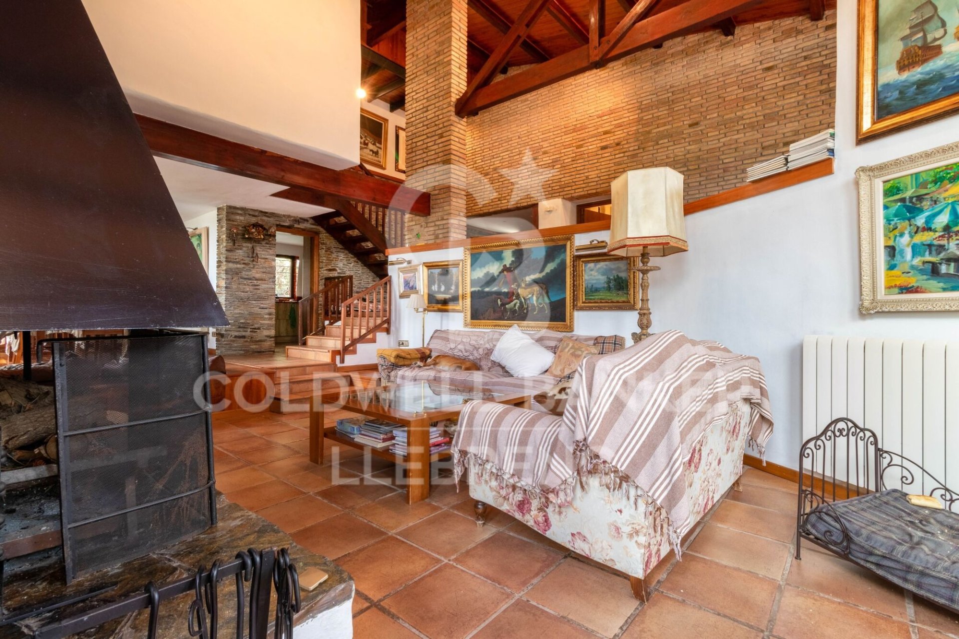 House in Barcelona, Spain 6 bedrooms, 380 sq.m. No. 160431