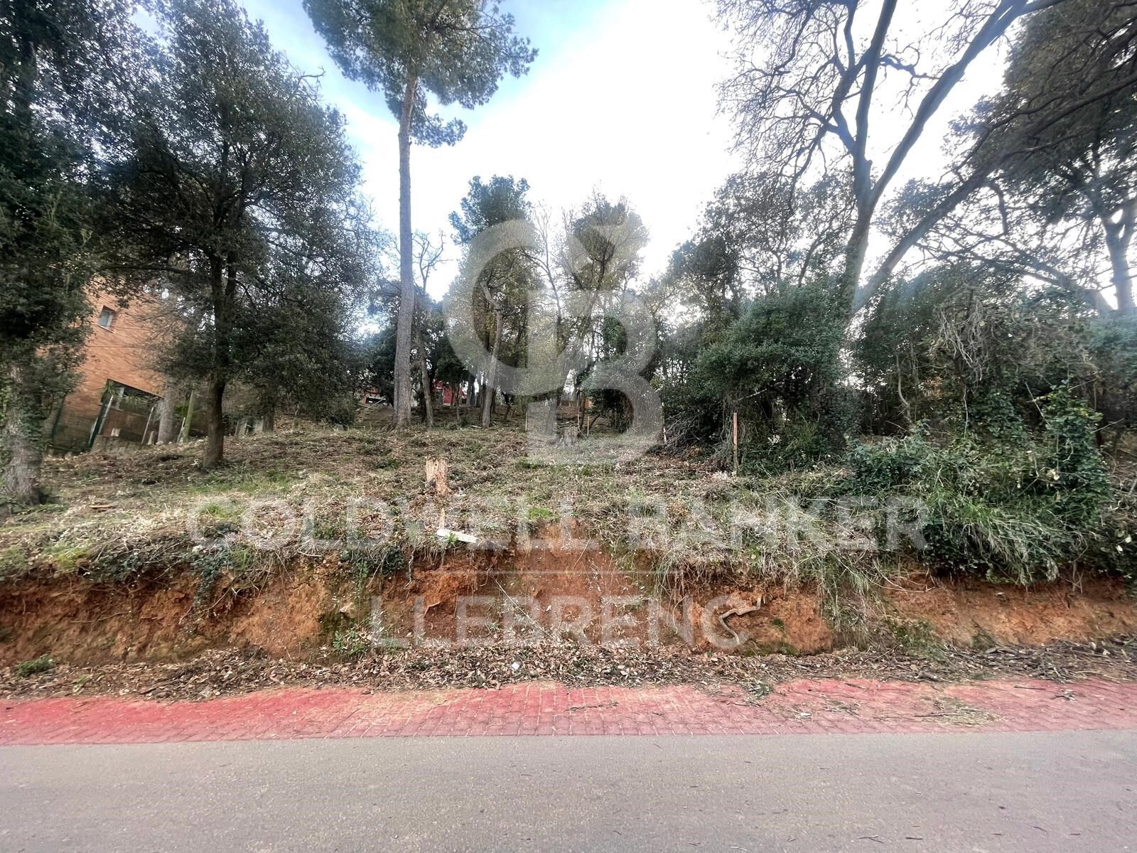 Land plot in Barcelona, Spain 451 sq.m. No. 160427