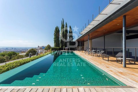Talo Barcelona, Espanja 7 makuuhuonetta, 1600 m2 No. 160425