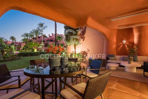 Appartamento a Estepona, Malaga, Spagna 3 camere da letto,  N° 159454
