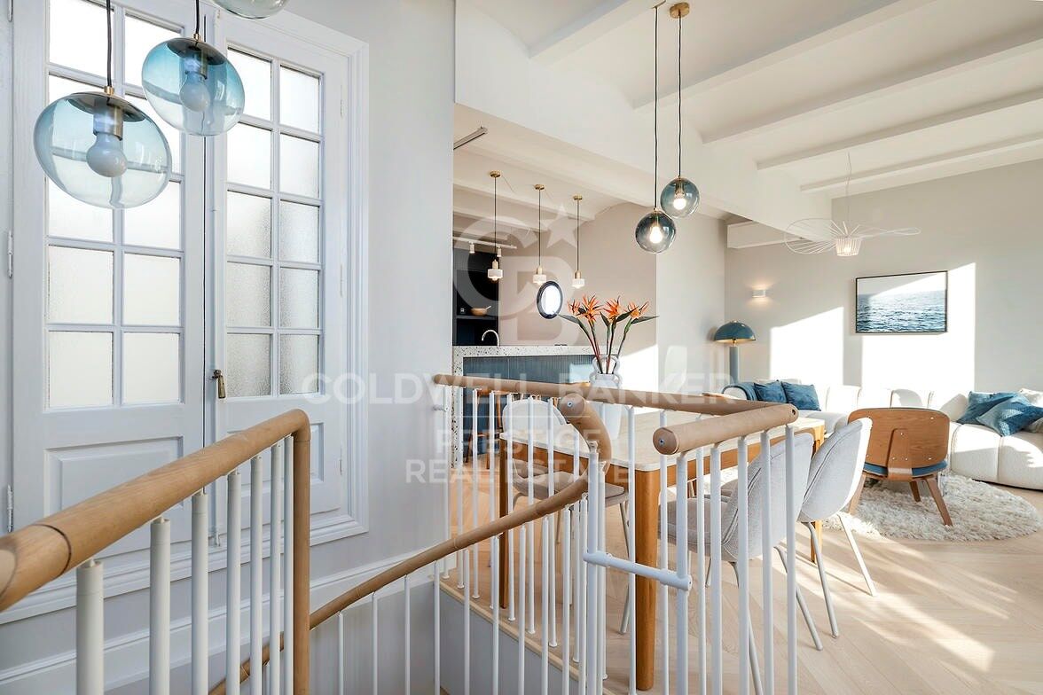 Kattohuoneisto Barcelona, Espanja 3 makuuhuonetta, 150 m2 No. 159455