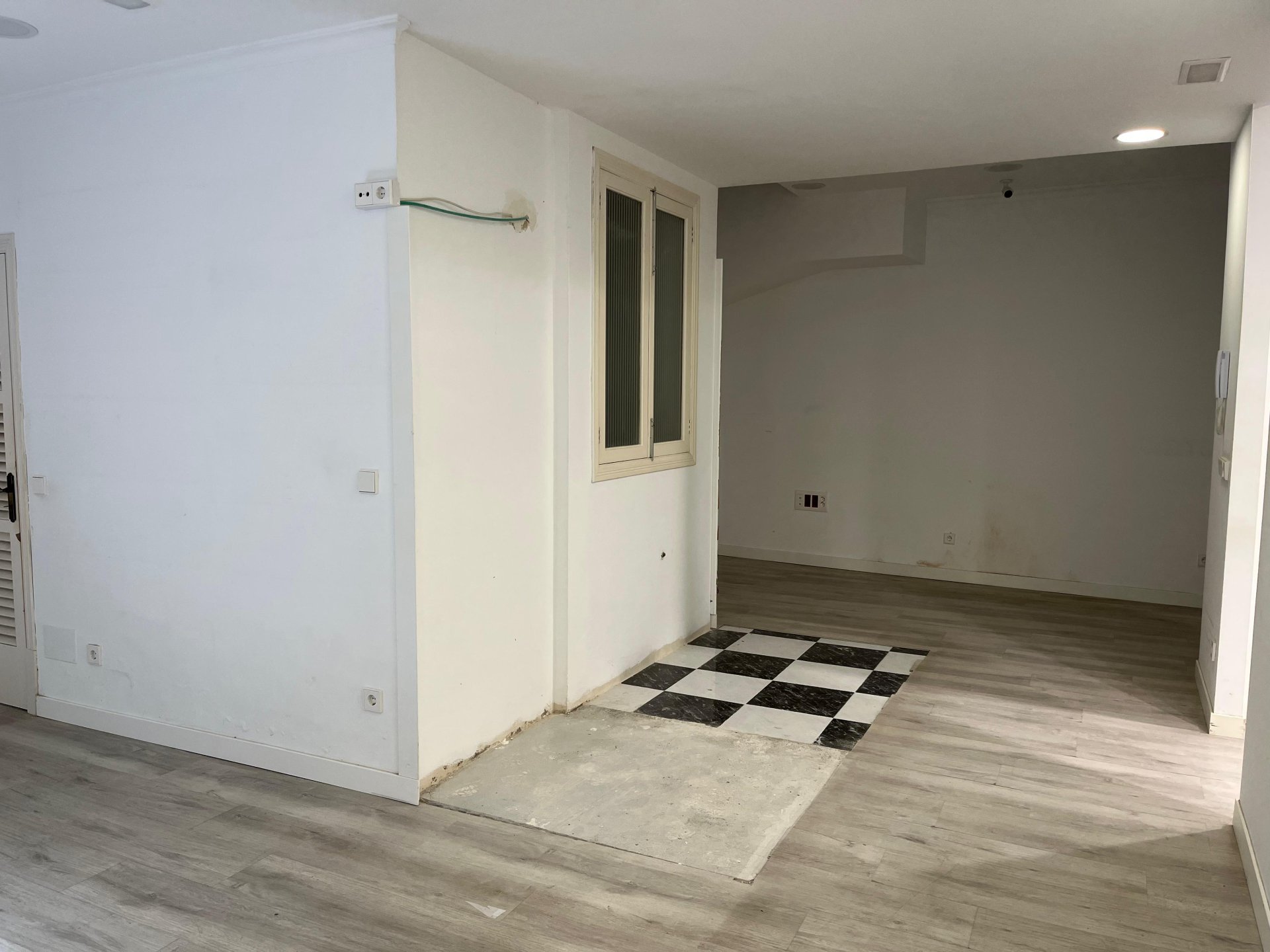 Commercial property à Llucmajor, Mallorca, Espagne 168 m2 No. 137530