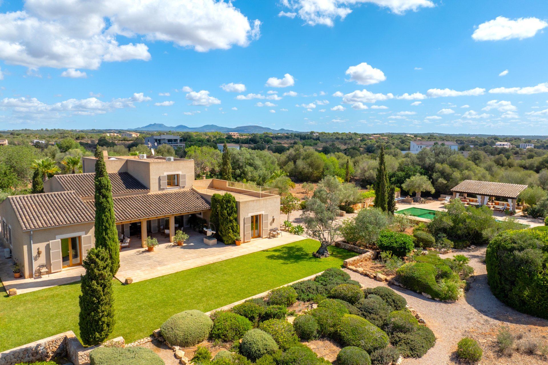 Finca i Ses Salines, Mallorca, Spanien 5 sovrum, 489 kvm. Nr. 137535
