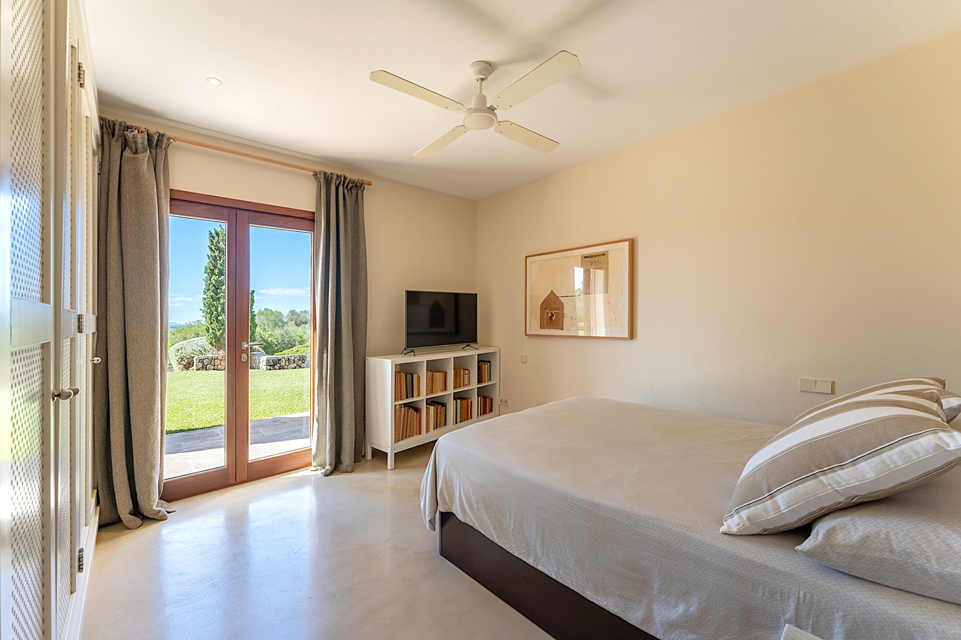 Finca i Ses Salines, Mallorca, Spanien 5 sovrum, 489 kvm. Nr. 137535