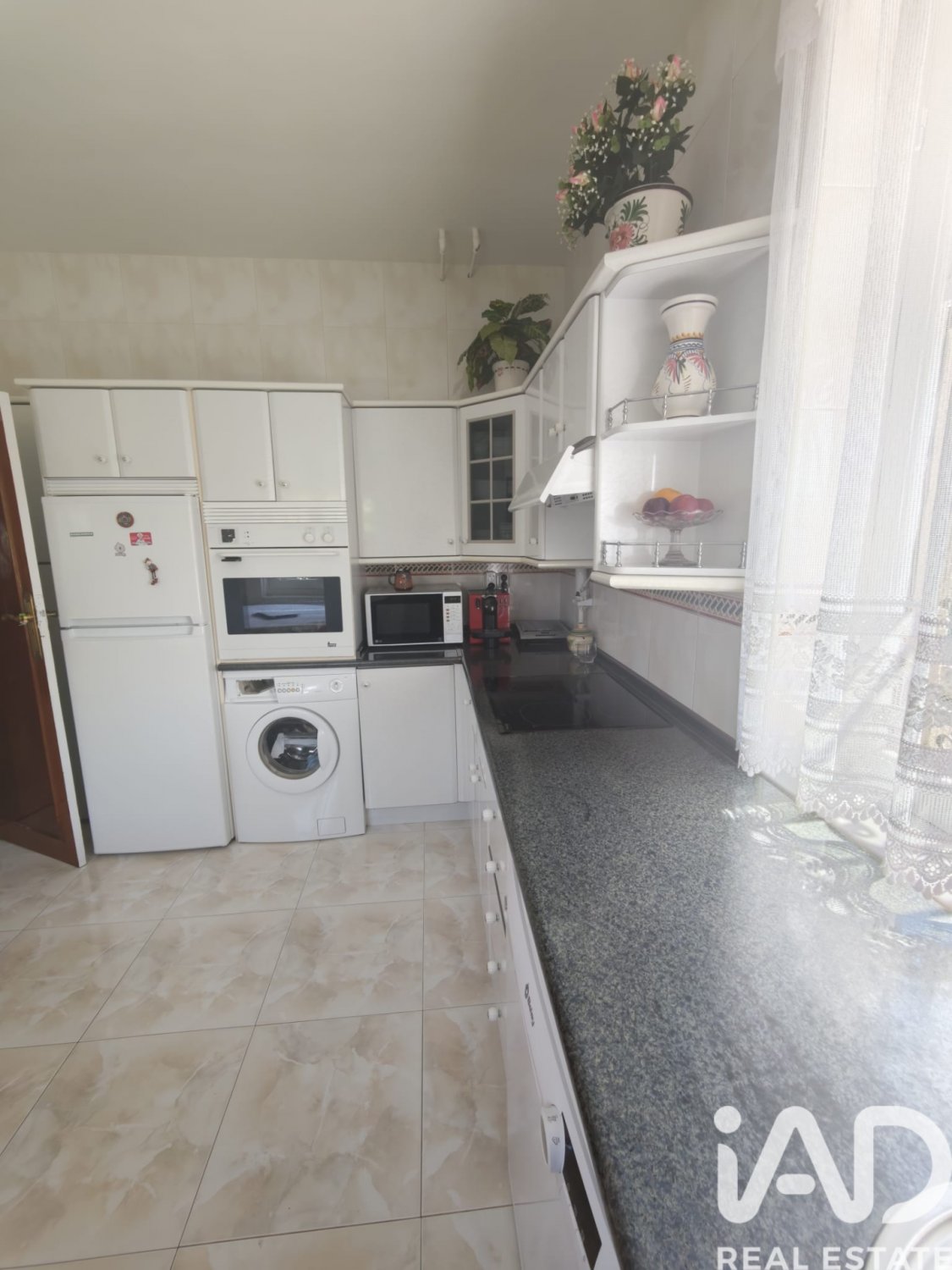 House à Leon, Espagne 6 chambres, 250 m2 No. 188365