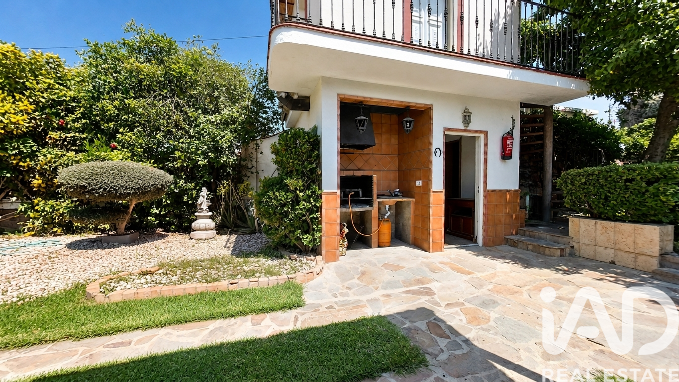 Сasa en Dos Hermanas, Sevilla, España 5 dormitorios, 316 m2 No. 188363