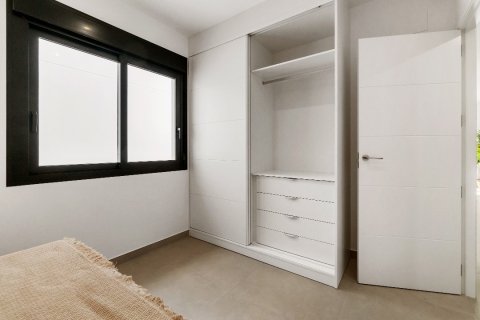 Kaupunkipientalo San Pedro del Pinatar, Murcia, Espanja 3 makuuhuonetta, 133 m2 No. 139997