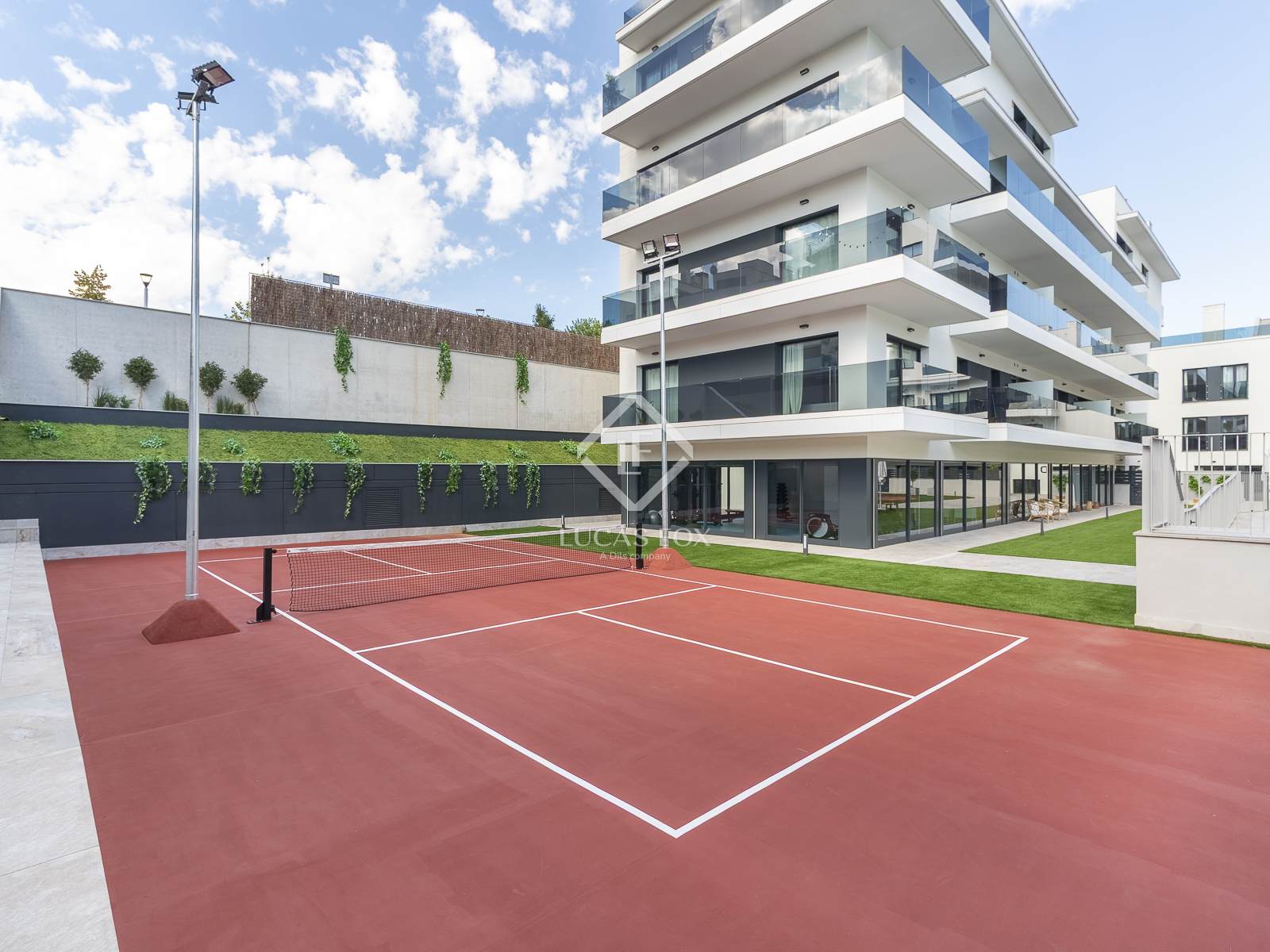 Takvåning i Sant Boi de Llobregat, Barcelona, Spanien 3 sovrum, 101 kvm. Nr. 166799