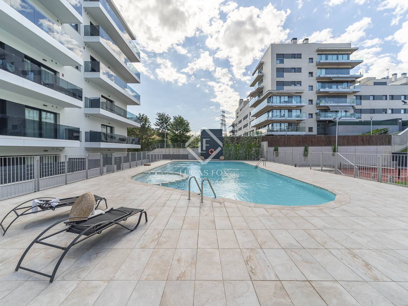 Takvåning i Sant Boi de Llobregat, Barcelona, Spanien 3 sovrum, 101 kvm. Nr. 166799