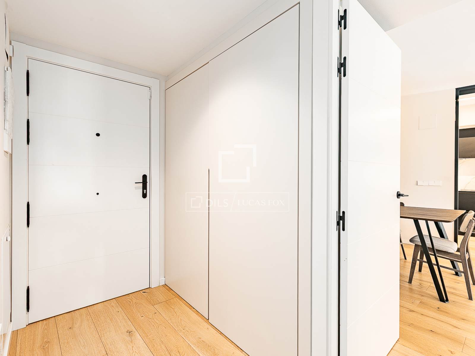 Apartment à Barcelona, Espagne 3 chambres, 109 m2 No. 166796
