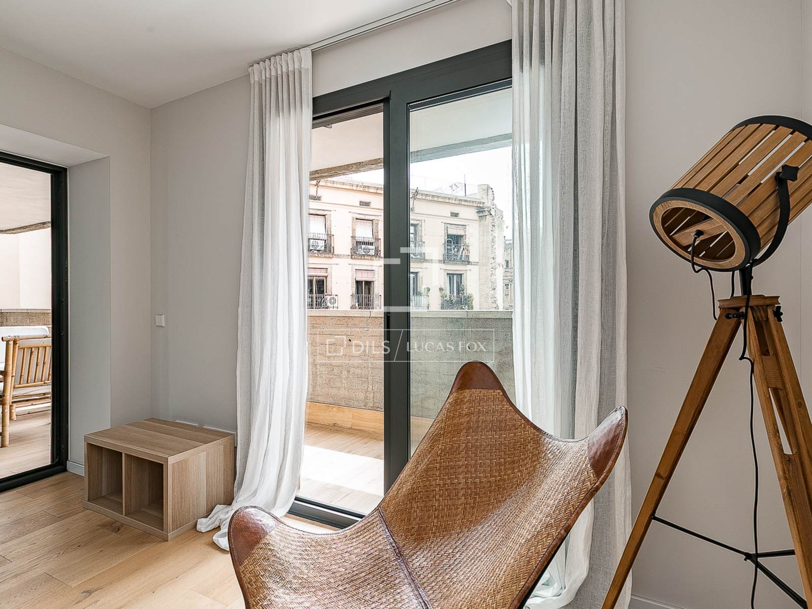 Apartment à Barcelona, Espagne 3 chambres, 109 m2 No. 166796