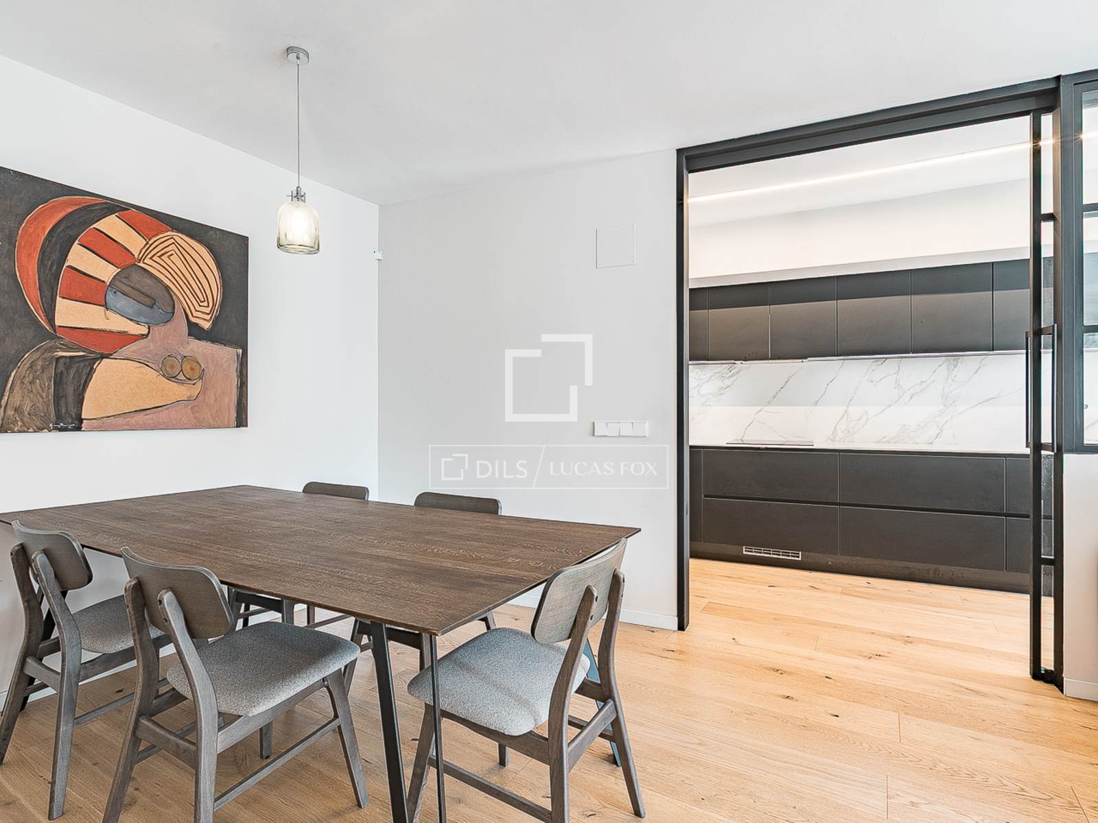 Apartment à Barcelona, Espagne 3 chambres, 109 m2 No. 166796