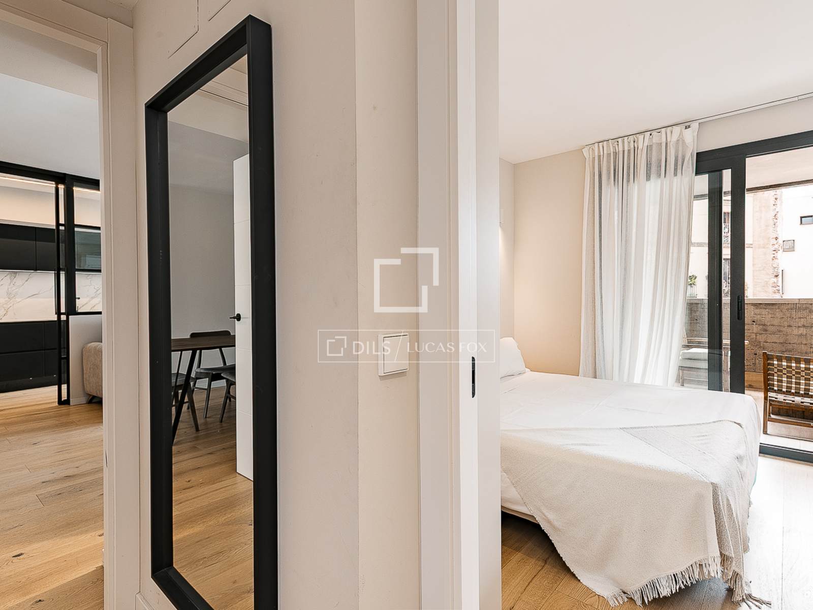 Apartment à Barcelona, Espagne 3 chambres, 109 m2 No. 166796