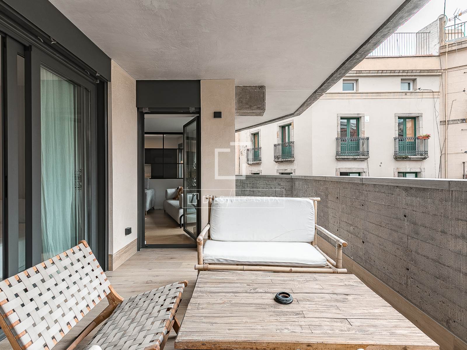 Apartment à Barcelona, Espagne 3 chambres, 109 m2 No. 166796