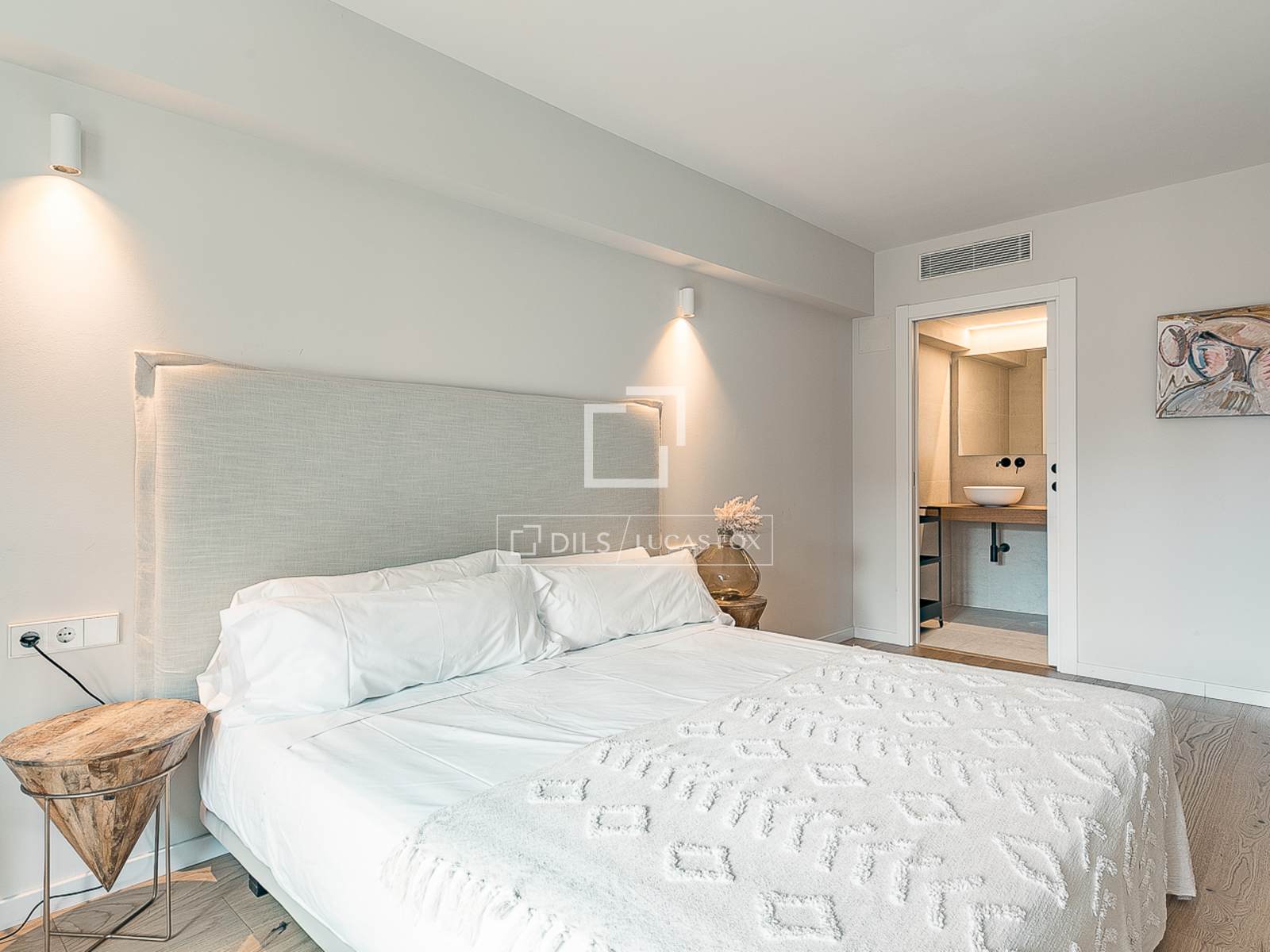 Apartment à Barcelona, Espagne 3 chambres, 109 m2 No. 166796