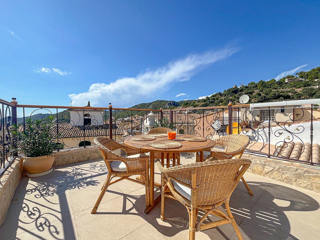 Villa in Andratx, Mallorca, Spain 5 bedrooms, 182 sq.m. No. 143399