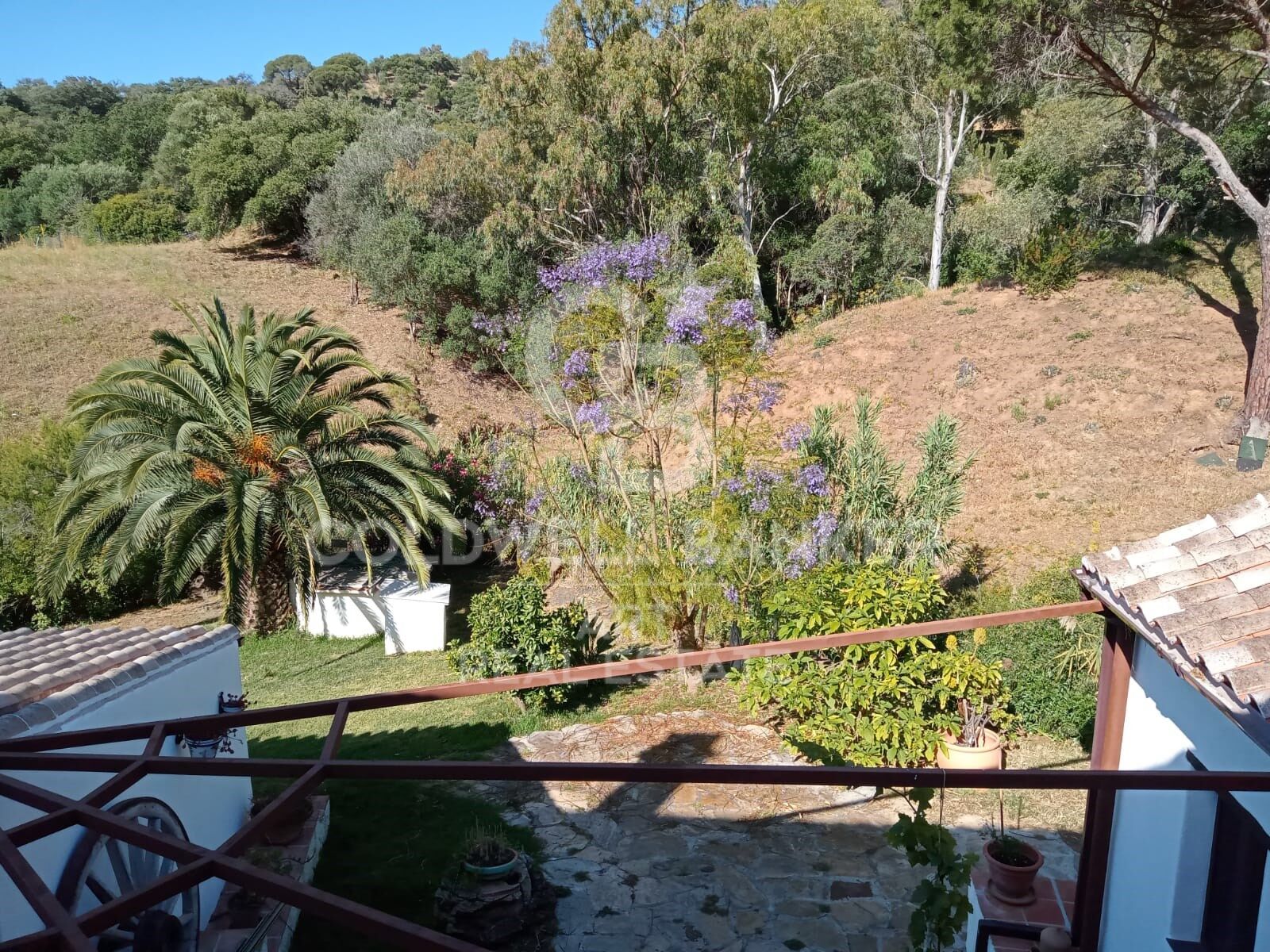 Talo Casares, Malaga, Espanja 4 makuuhuonetta, 200 m2 No. 158473