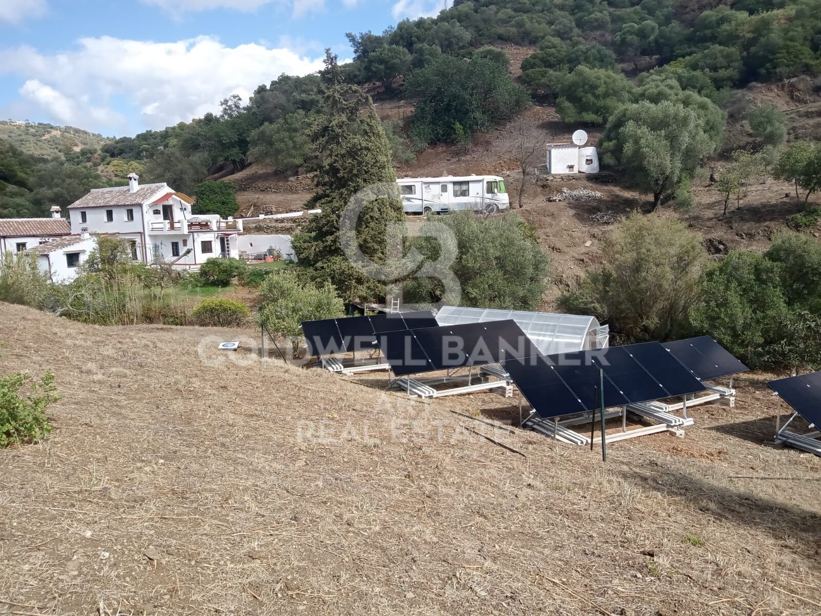 Talo Casares, Malaga, Espanja 4 makuuhuonetta, 200 m2 No. 158473