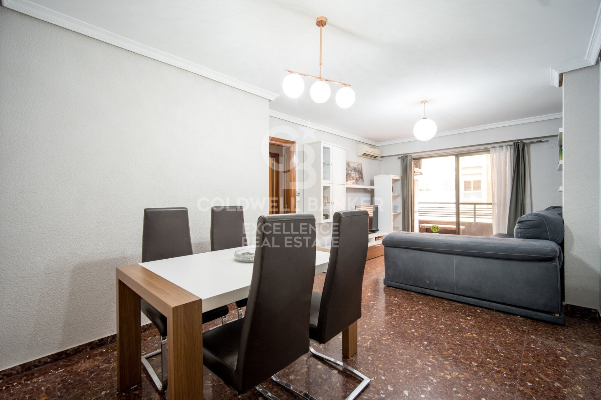 Apartment à Valencia, Espagne 4 chambres, 110 m2 No. 179179