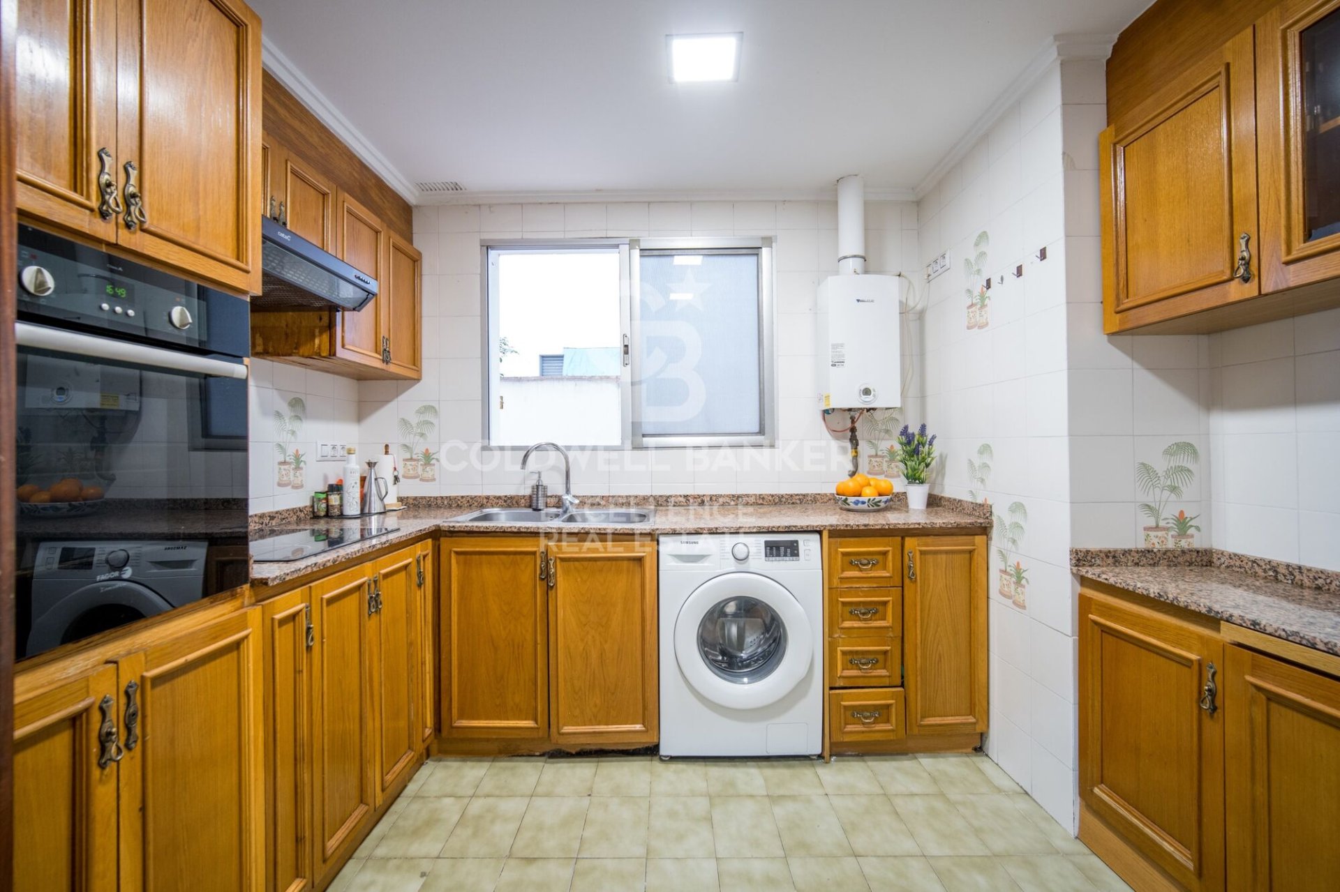Apartment à Valencia, Espagne 4 chambres, 110 m2 No. 179179