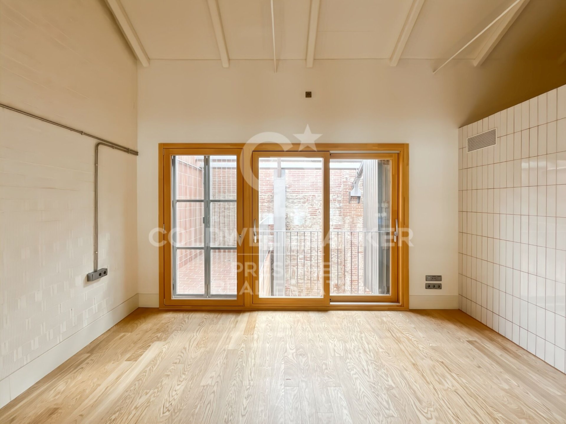 Duplex in Barcelona, Spanien 2 Schlafzimmer, 164 m2 Nr. 179180