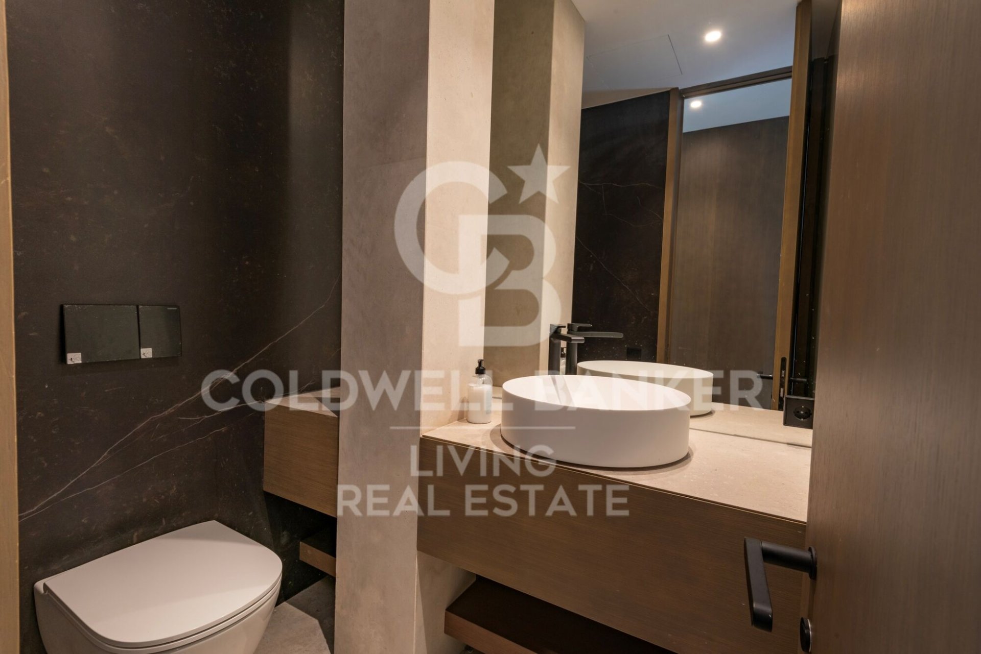 House in Pozuelo de Alarcon, Madrid, Spanien 7 Schlafzimmer, 700 m2 Nr. 179178
