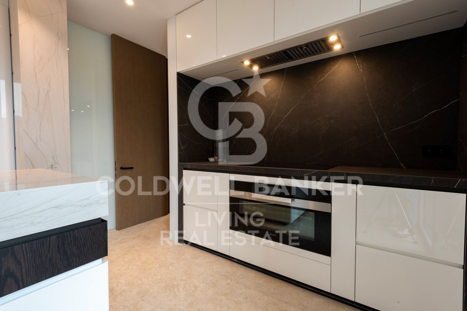 House in Pozuelo de Alarcon, Madrid, Spanien 7 Schlafzimmer, 700 m2 Nr. 179178