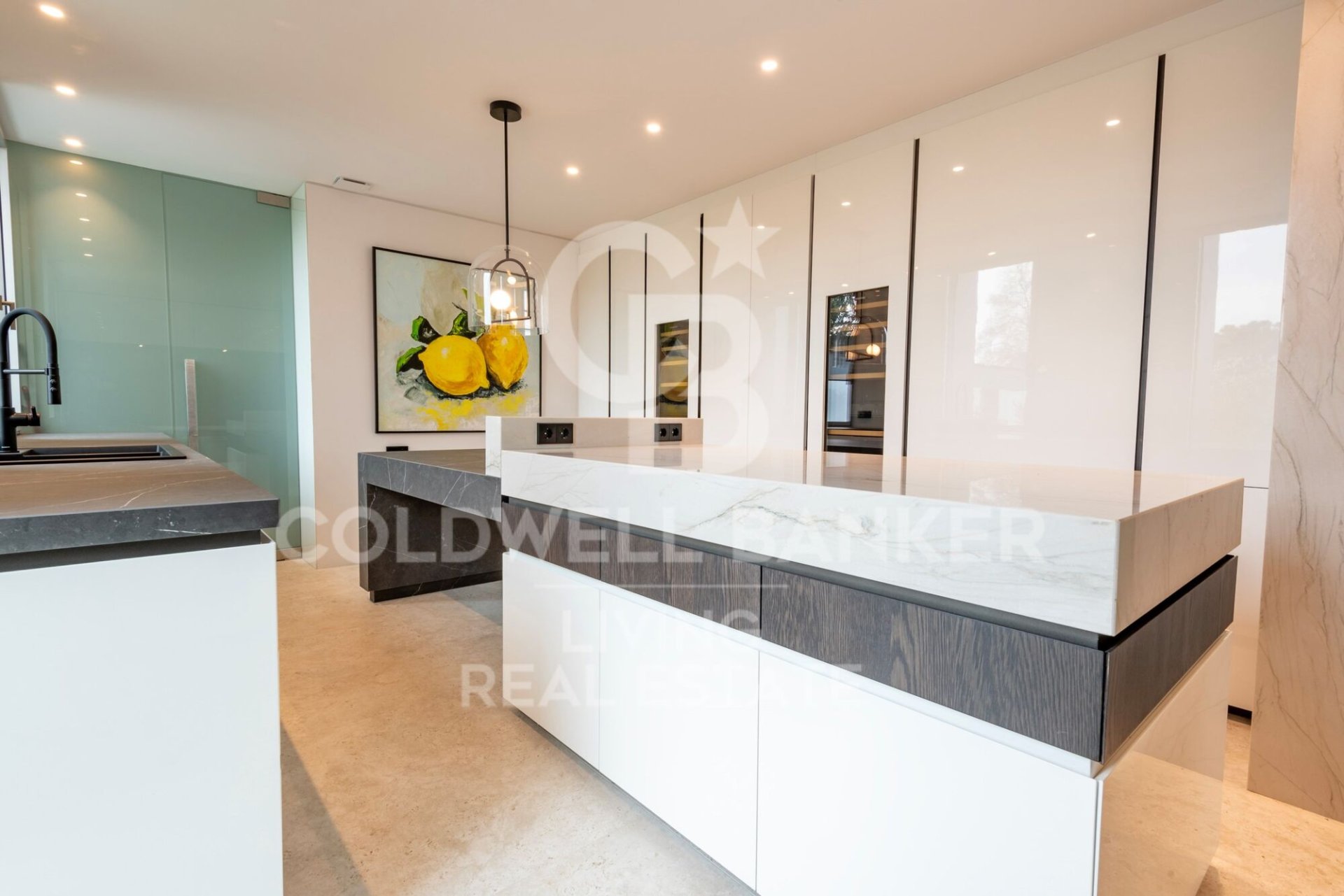 House in Pozuelo de Alarcon, Madrid, Spanien 7 Schlafzimmer, 700 m2 Nr. 179178