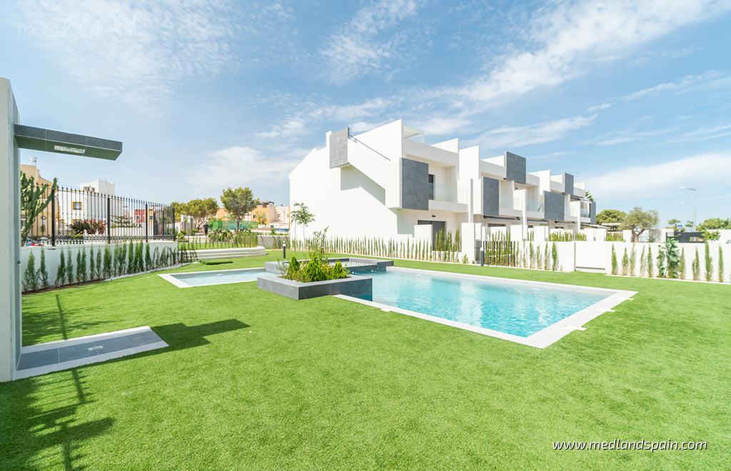 Apartamento en Los Balcones, Alicante, España 3 dormitorios, 82 m2 No. 9074