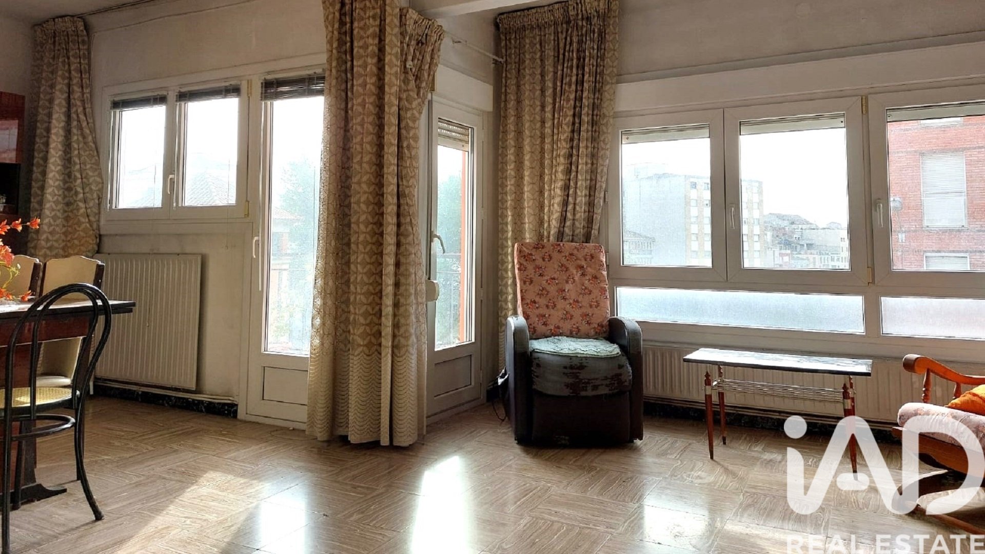 Apartment in Cervera, Lleida, Spain 6 bedrooms, 180 sq.m. No. 185155