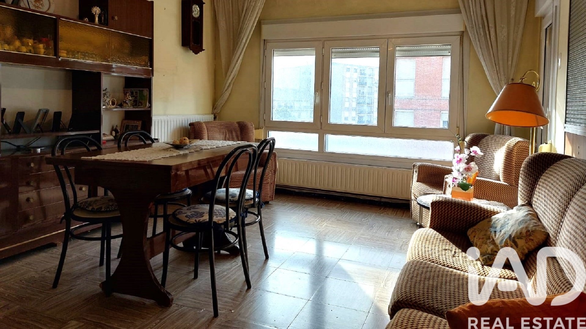 Apartment in Cervera, Lleida, Spain 6 bedrooms, 180 sq.m. No. 185155