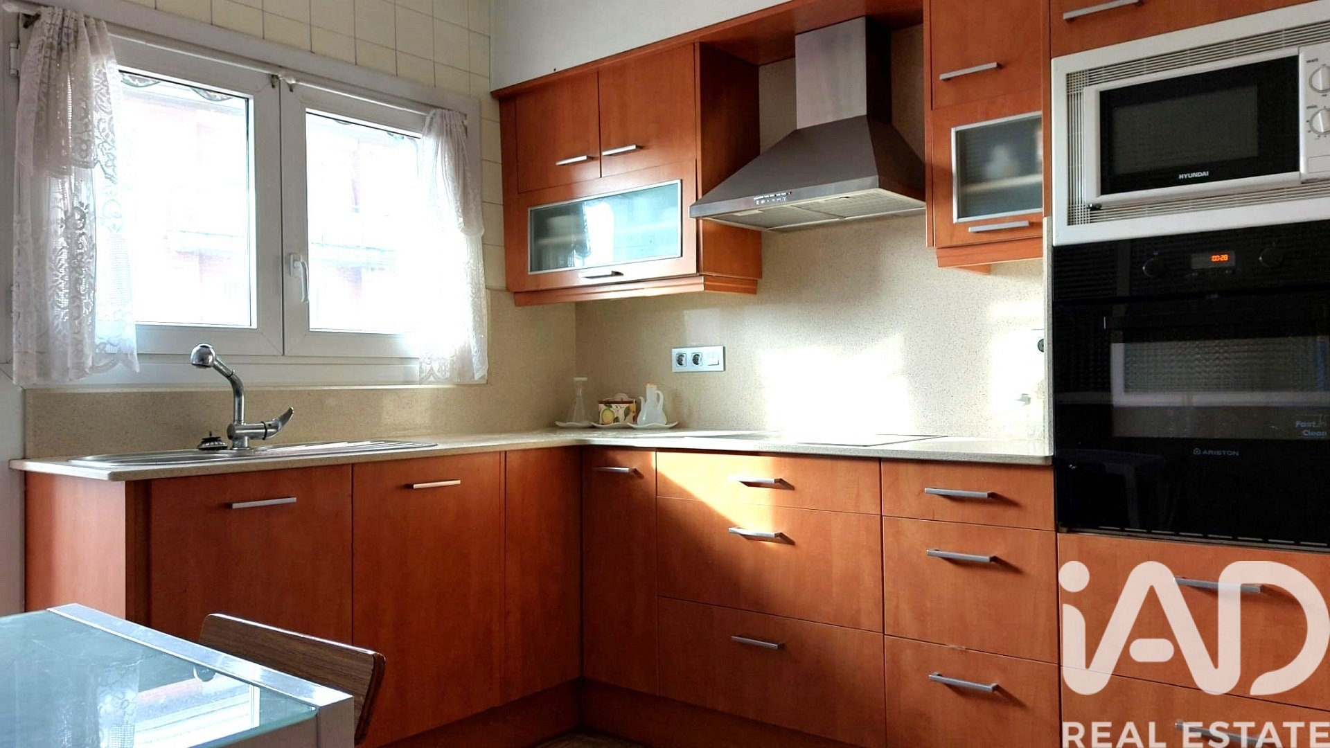 Apartment in Cervera, Lleida, Spain 6 bedrooms, 180 sq.m. No. 185155
