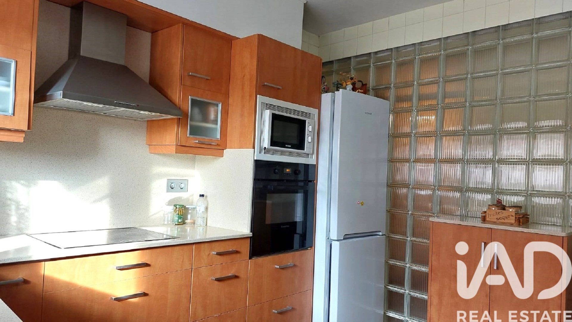 Apartment in Cervera, Lleida, Spain 6 bedrooms, 180 sq.m. No. 185155