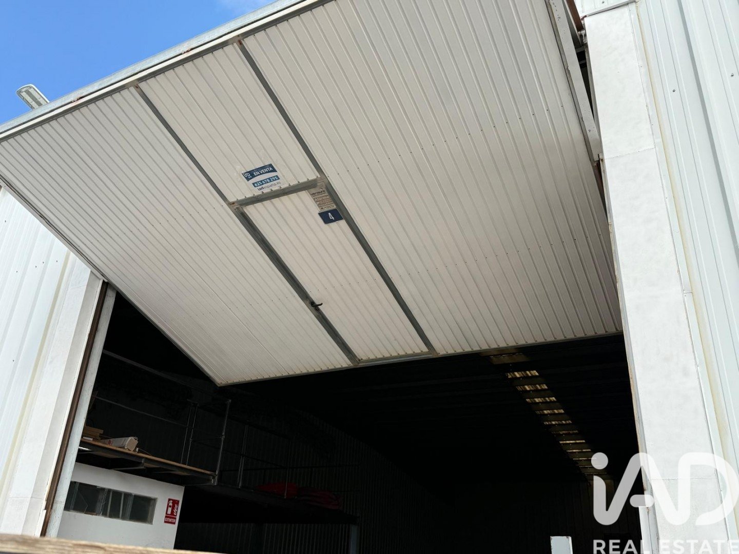 Liikekiinteistö Valdefresno, Leon, Espanja 1 makuuhuone, 314 m2 No. 185149