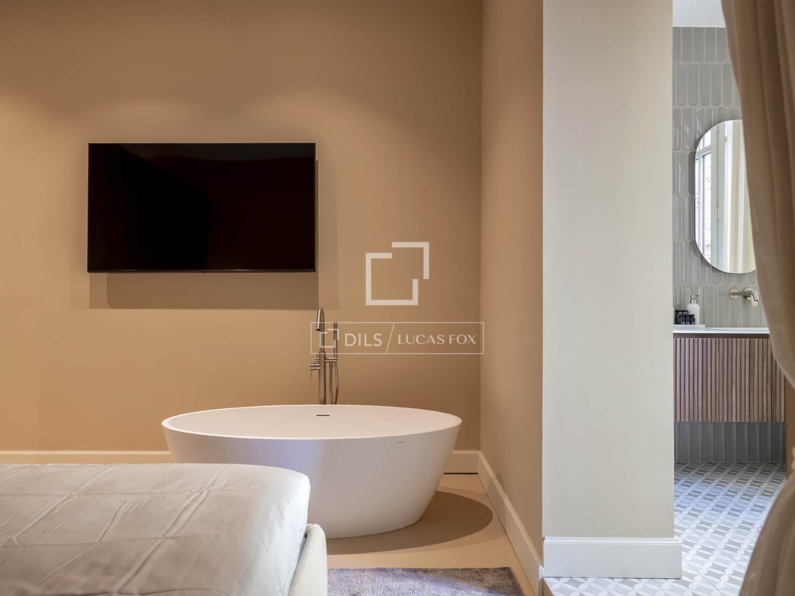 Apartamento en Barcelona, España 3 dormitorios, 250 m2 No. 161368