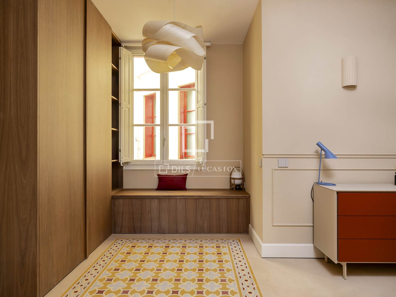 Apartamento en Barcelona, España 3 dormitorios, 250 m2 No. 161368