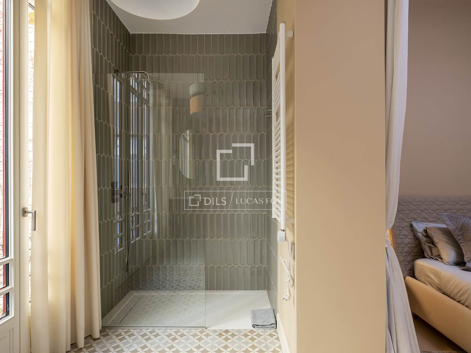 Apartamento en Barcelona, España 3 dormitorios, 250 m2 No. 161368