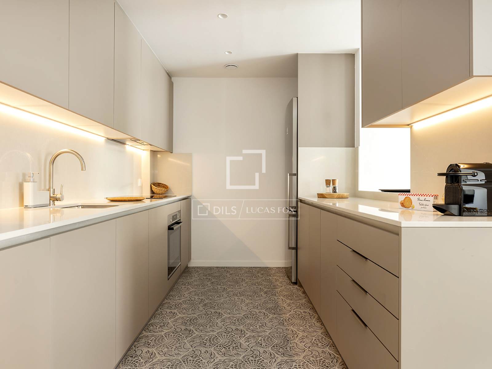 Dzīvoklis Barcelona, Spānijā 3 istabas, 238 m2 Nr. 161366