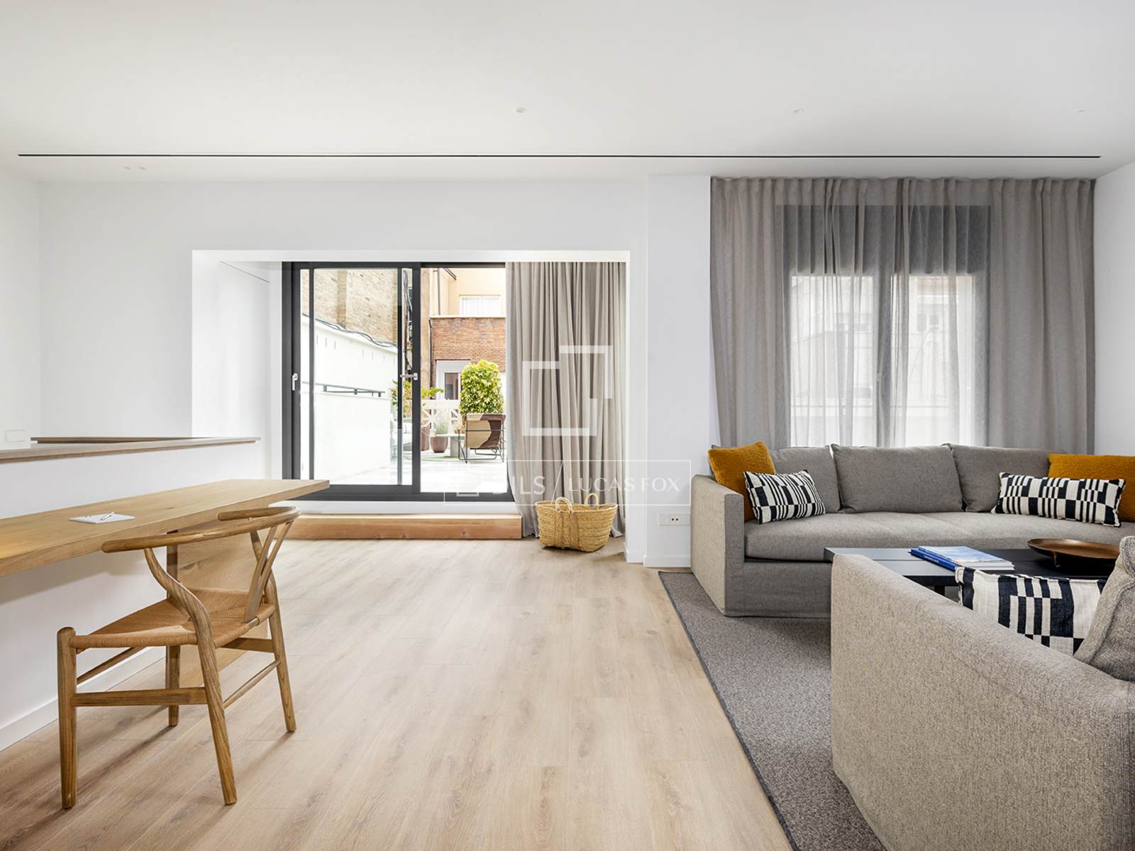 Dzīvoklis Barcelona, Spānijā 3 istabas, 238 m2 Nr. 161366