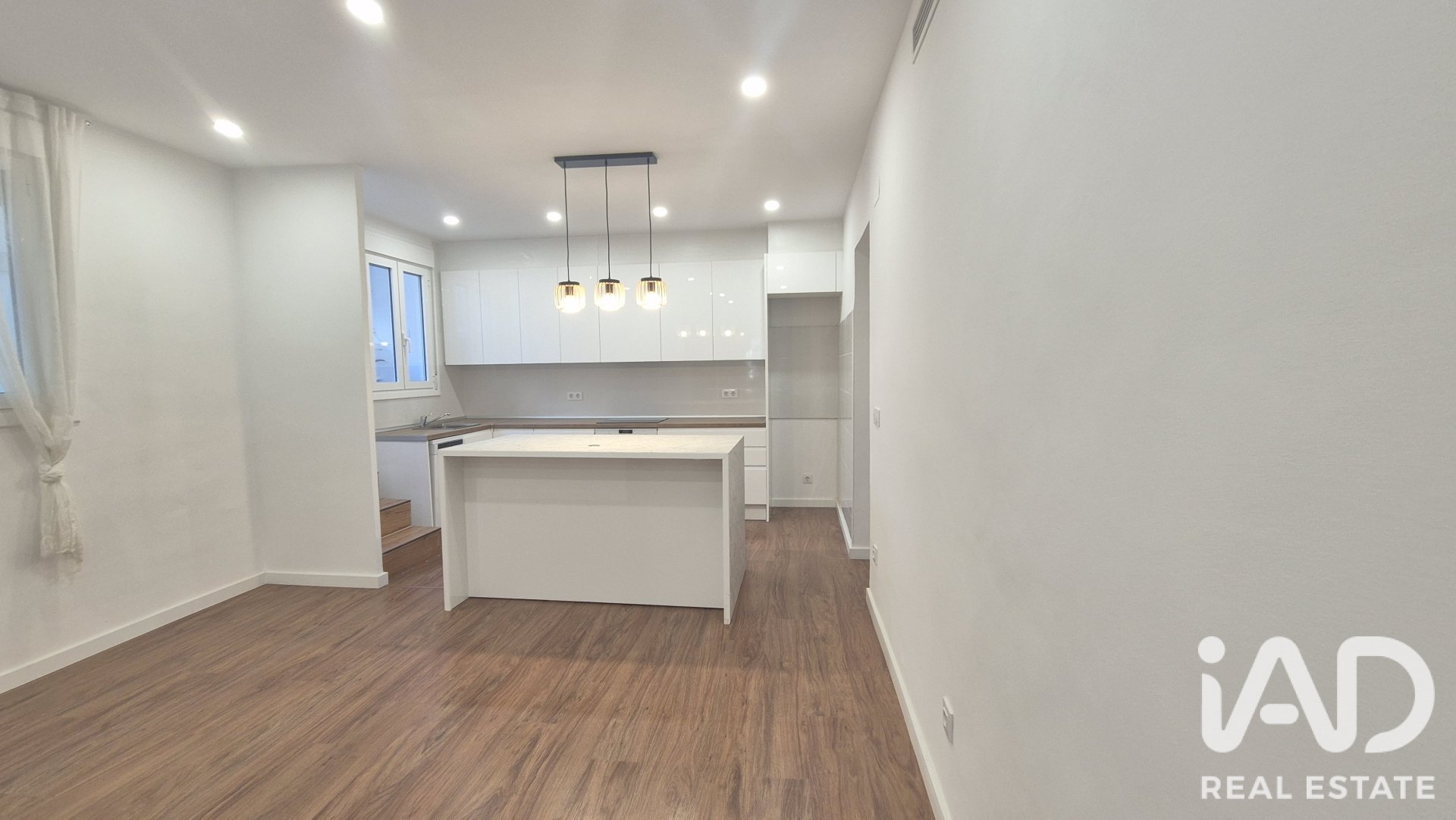 Apartamento en El Vendrell, Tarragona, España 3 dormitorios, 140 m2 No. 188262