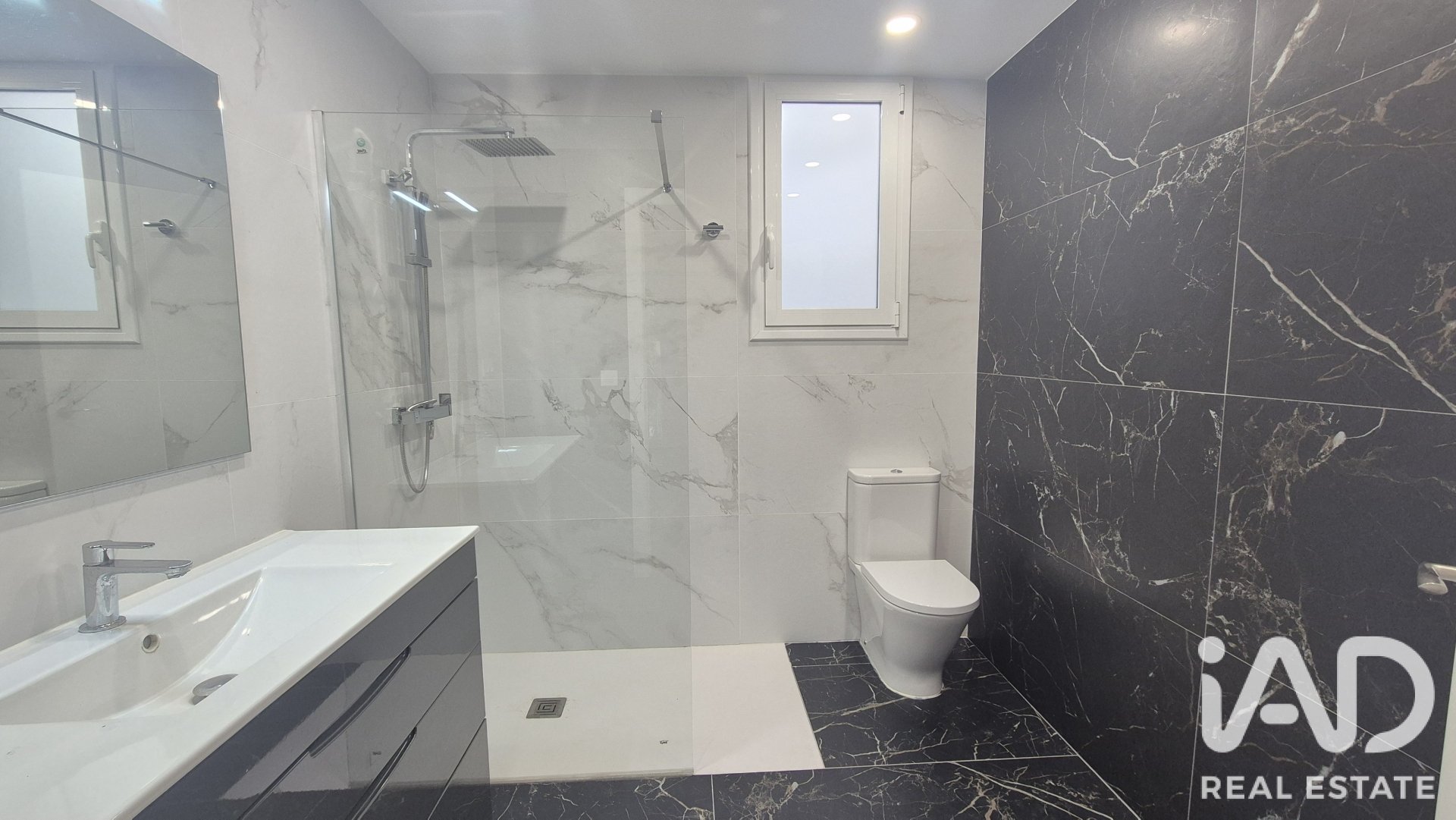 Apartamento en El Vendrell, Tarragona, España 3 dormitorios, 140 m2 No. 188262