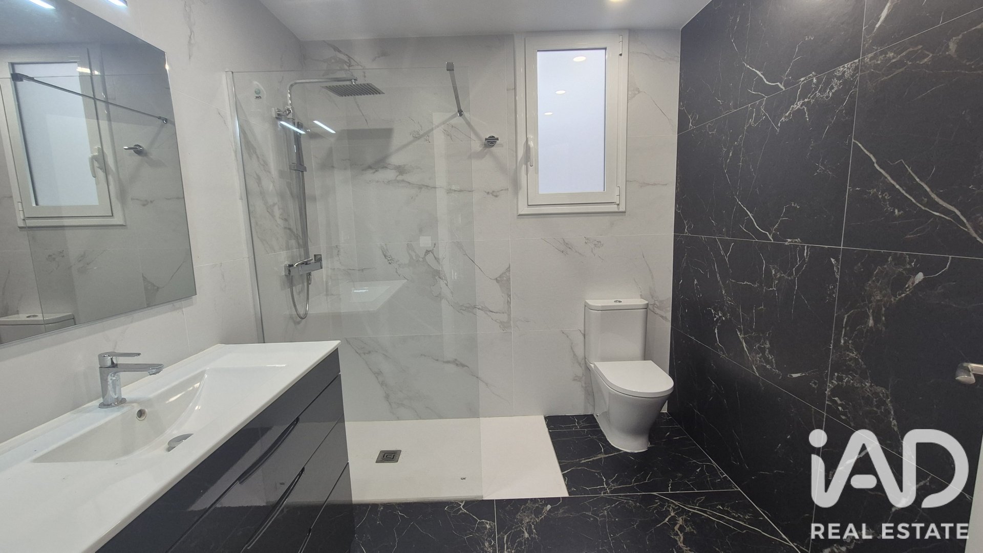 Apartamento en El Vendrell, Tarragona, España 3 dormitorios, 140 m2 No. 188262