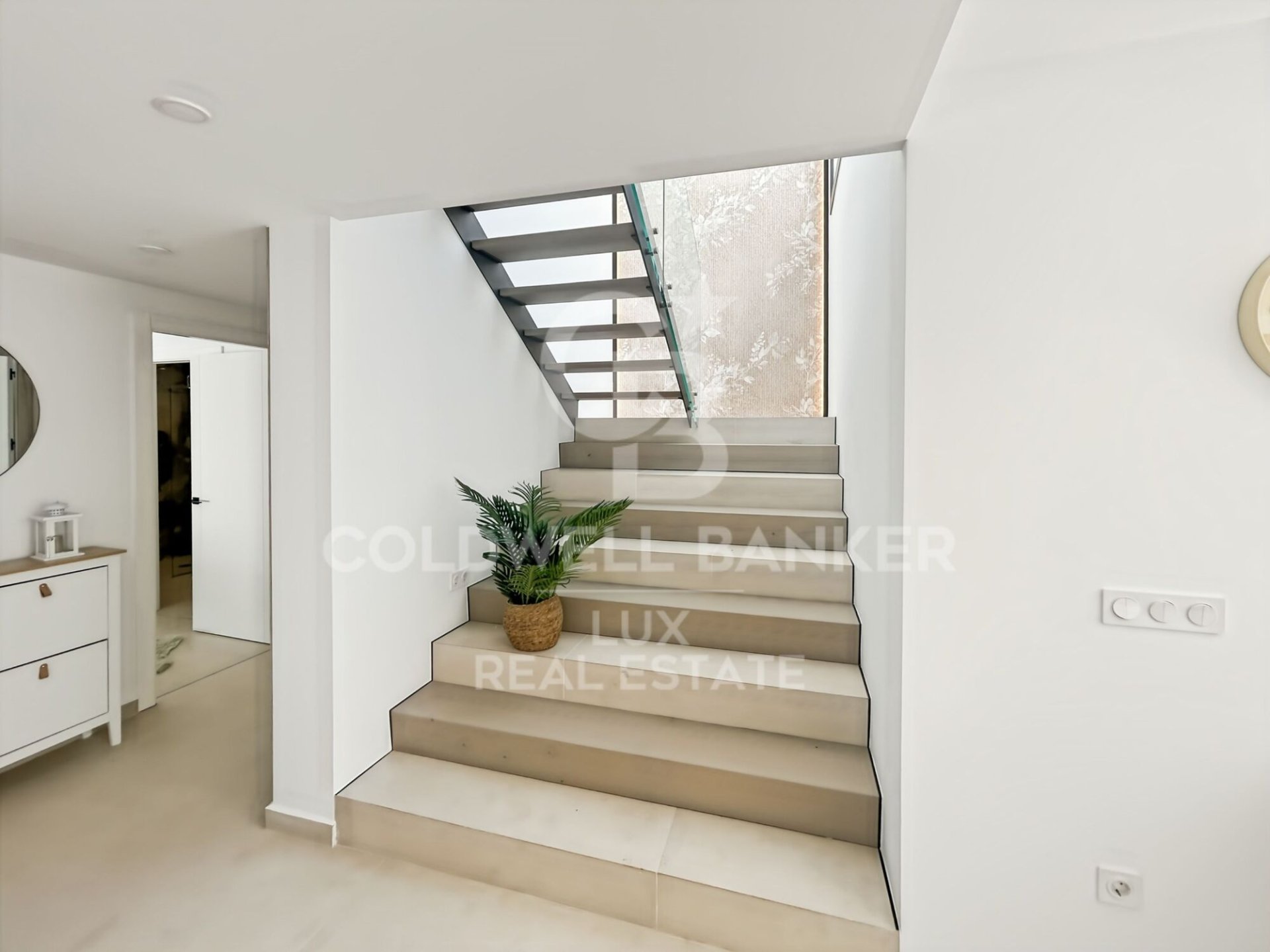 Villa i Empuriabrava, Girona, Spanien 4 sovrum, 252 kvm. Nr. 178511